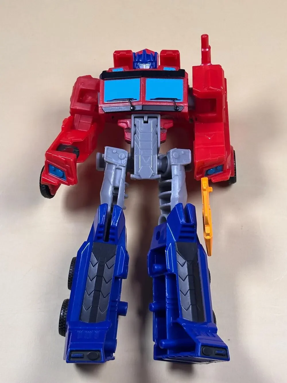 Transformers Cyberverse Warrior Class Energon Axe Attack Optimus Prime Loose
